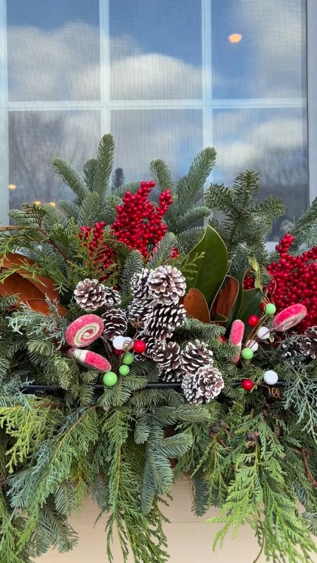 Holiday cheer on Window box Wednesday!#urnedelegance #prettyplantersforeveryseason #urnedmembership #plantjoy #containergardening #curbappeal #betterhomesandgardens #seasonalplanters #winterplanters #holidayplanters #windowboxwednesday #decorate #outdoorholidaydecorations
